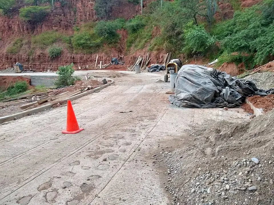 Caminos y carreteras